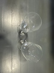 Set Of 2 Vintage Crystal Glasses Flutes Etched Floral Leaf Stem Pattern 6 1/2″