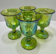 Vintage Set of 4 Indiana Carnival Glass Goblets Iridescent Green Harvest Grape