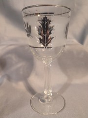 Lot of 7 Vintage Libbey Silver Leaf Wine Glasses 7″ High VGC