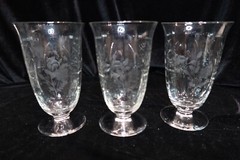 Etched Flowers and Leaves 3 Footed Iced Tea Tumblers 5 1/2″