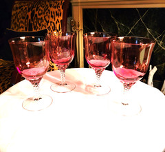 GORGEOUS SET OF 4 PINK CRANBERRY CRYSTAL,’ OPTIC ‘ WINE GLASSES, EXCELLENT!