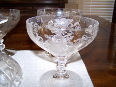 ANTIQUE HIGH QUALITY ETHCHED CRYSTAL FOOTED CHAMPAGNE COUPES: SET OF 4