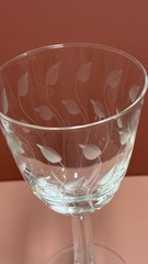 Libby Rock Sharpe Etched “Crystal Leaf” 8 Oz Wine Glass Faceted Stem 7 1/4”h MCM