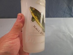 Gay Fad Wisconsin Sportsman Paradise Souvenir Frosted Tumbler Walleye