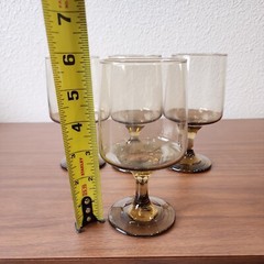 4 Tawny Accentby LIBBEY GLASS COMPANY Footed Wine Smoke 6″