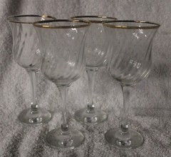 4 Circle ware Maxim Gold Rim, swirled ribbed Stemware water/wine Glasses (43)