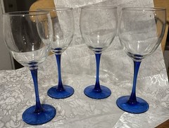Vintage Cobalt Blue Stem Wine Glasses – Set of 4 Elegant Clear and Blue Goblets
