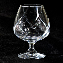 MIKASA OLYMPUS BRANDY SNIFFTER GLASSES, Cut Lead Crystal, 5 7/8′, 12 Oz, 2PCS