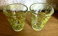 2pcs Vtg 8oz Art Glass Sm Tumblers/Juice Glasses w Bubbles 4-1/8in T Unsigned