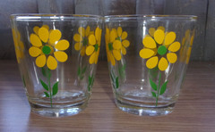 Hazel Atlas yellow daisy vntg 1950’s 1/2 pt sour cream glasses 3.25″ pair EUC