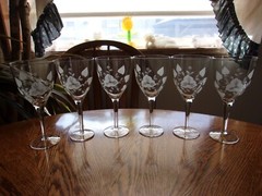 Etched Wine Floral Blown Smooth Stem Morning Glory – Set of 5 Glasses