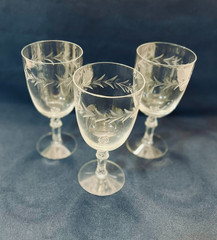 «Lot of 3″ Vintage Fostoria Crystal Holly 6.25» Tall Water Goblet
