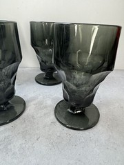 Vintage 4 Anchor Hocking Georgian smokey black gray tumbler drinking glasses