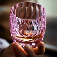 Natural Crystal Glass Hand Cut Whisky Drinking Glass Shiny Dimond 7oz Pink Color