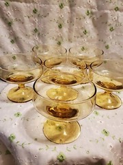 VTG MCM 6PC LIGHT GOLDEN HONEY CHAMPAGNE/MARTINI/DESSERT FOOTED GLASSES