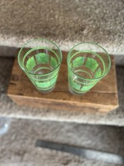 Vintage Set of 2 Libbey Green Shamrock Irish Clover Tumbler 16 oz Beer Glasses
