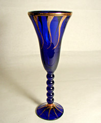 2 Cobalt Blue Gilt Champagne Flutes – Vidreco Mediterranea Spain – Silvia Garcia