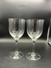 Crystal wine glass with platinum rim, 7 1/2″ high
