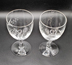 Fostoria Crystal Gray Cut Spring Pattern 4 1/2″ Wine Glass – set of 2