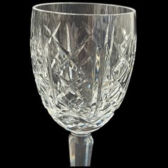 Waterford Crystal Ireland Clear Cut Glass Glengarriff Wine Glass 6-5/8″ Single