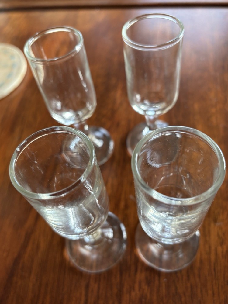 Set Of Four Libbey Cordial/Shot Glasses, Stem Footed￼