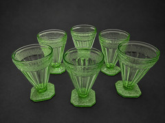 Jeannette Poinsettia Adam Green Uranium Depression Glass 7oz Tumblers Set of 6