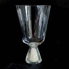 OLEG CASSINI DIAMOND WINE GLASS, Blown & Cut Crystal, 6 1/8″, 10 Oz, Signed