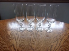 Fluted Champagne 7 Oz Claudia Import Assoc Ball Stem 6 3/4″ – Set of 4