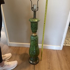 Vtg MCM Avocado Green Lamp 60s Old Money Mad Men