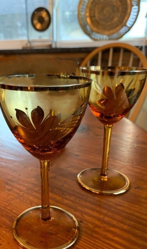2 Toscany Bohemia Amber Glass Cordial Wine Goblets w 22k Gold Leaf Romania TW0