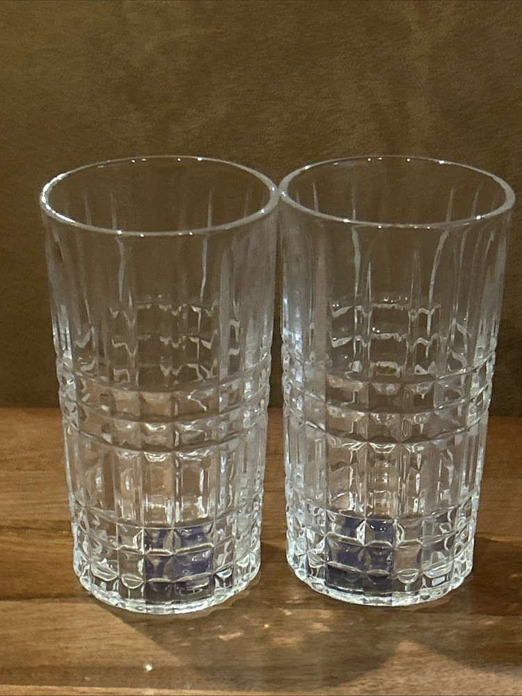 Mikasa Set Of 2 Kerry Highball Glasses 5 3/8” X 2 7/8” (11.75 Oz)
