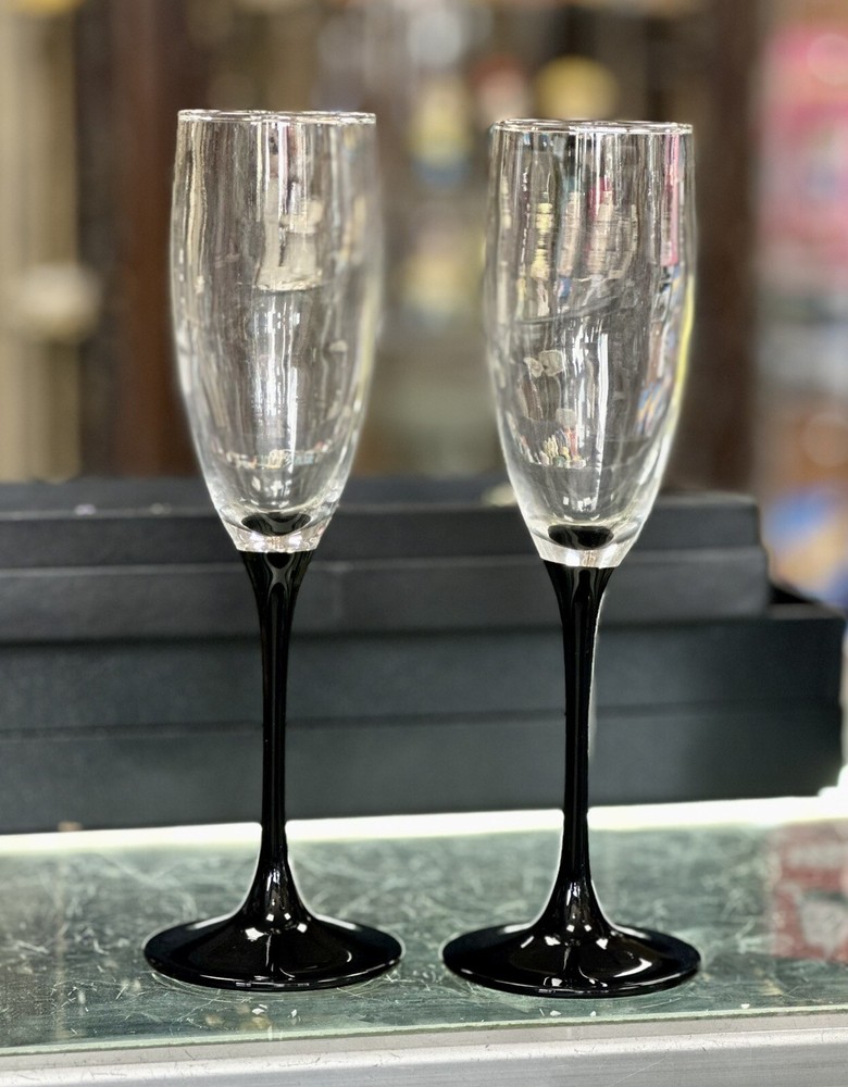 Set Of 2 Luminarc France «Domino Signature Black Stem» Champagne Flutes Glasses