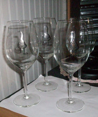 Set 4 stemmed wine glasses goblets black Canadian goose signed P Buckley Moss
