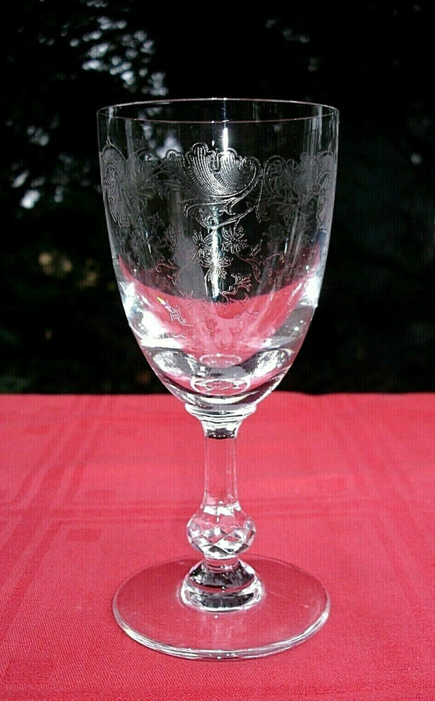 Saint Louis Cleo Wine Glass Crystal Engraved Napoleon III Massenet LB