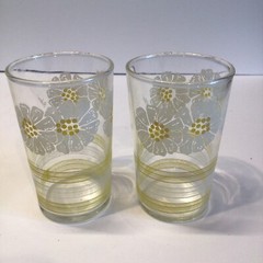 Vintage Bartlett Collins Pokee’ Juice Glasses White And Yellow Flowers