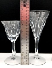 Beautiful Fine Crystal Blade Cut Hand Made 2 Wine and 2 Champagne Vintage