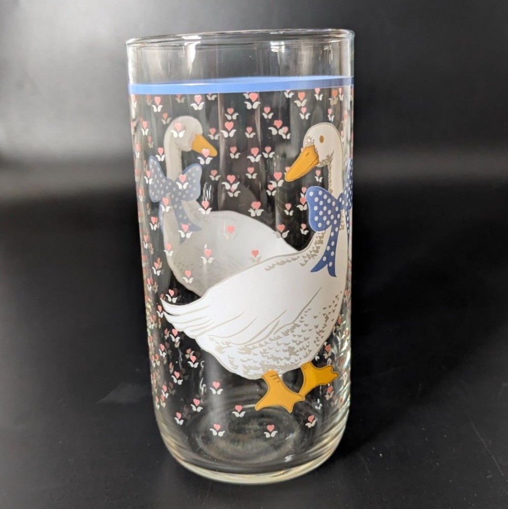 Libbey Country Goose Glass Tumbler Blue Bow Floral Tulips 1980s USA 16oz Vintage