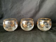 3 Four Leaf Clover/Shamrock 4 oz Round/Tumbler Glasses, 2″ T x 2″ W, Gold Accent