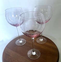 Set of 3 VTG Lenox Crystal «Heather Pink » Balloon Etched Wine Glasses 8-7/8″ T.