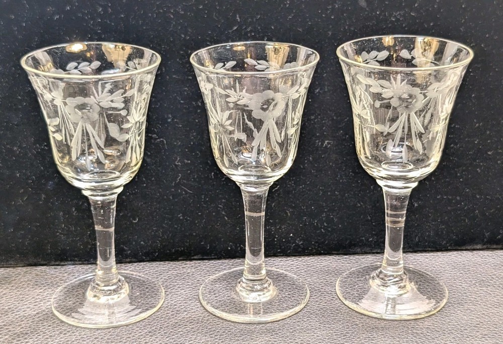 Lot of 3) Antique Paneled Etch Glass Cordial Sipping Glasses Victorian Edwardian