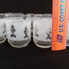 7 Libbey Fleur De Lis Low Ball Juice Glasses 3″ Frosted White Silver Vintage