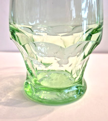 VTG Anchor Hocking Uranium Glass Georgian Honeycomb Tumblers Green 4oz Set of 7