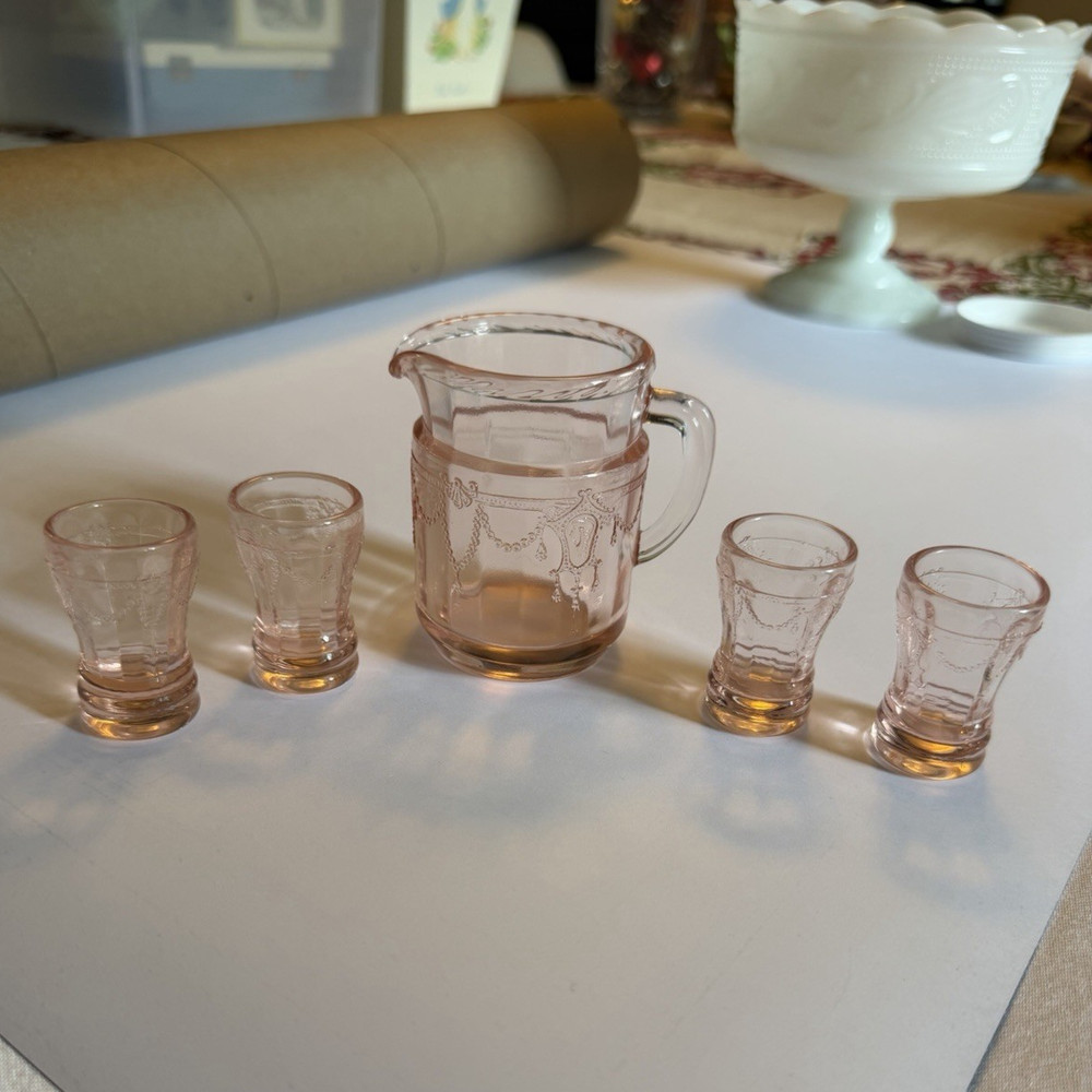 Vintage Mosser Glass Pink Jennifer #11 cameo pattern pitcher and glass (4) set.