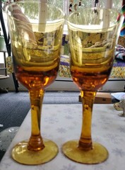 Vintage Set of 2 Handblown Amber Glass Wine Goblets 8.5″ MCM 12 Ounce EUC
