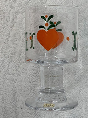 KOSTA BODA — BURNING HEARTS — WINE GOBLETS — 2