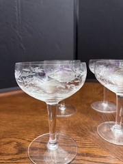 VINTAGE CRYSTAL CLEAR ETCHED CHAMPAGNE COUPE WINE GLASSES (Set of 4)