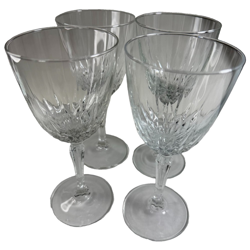 Set Of 4 VTG Luminarc Crystal Diamant Wine Water Glasses 6 7/8” Tall France