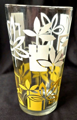 Glasses MCM VTG Tumblers set of 4 Orange Yellow White Leaf Pattern 12 oz
