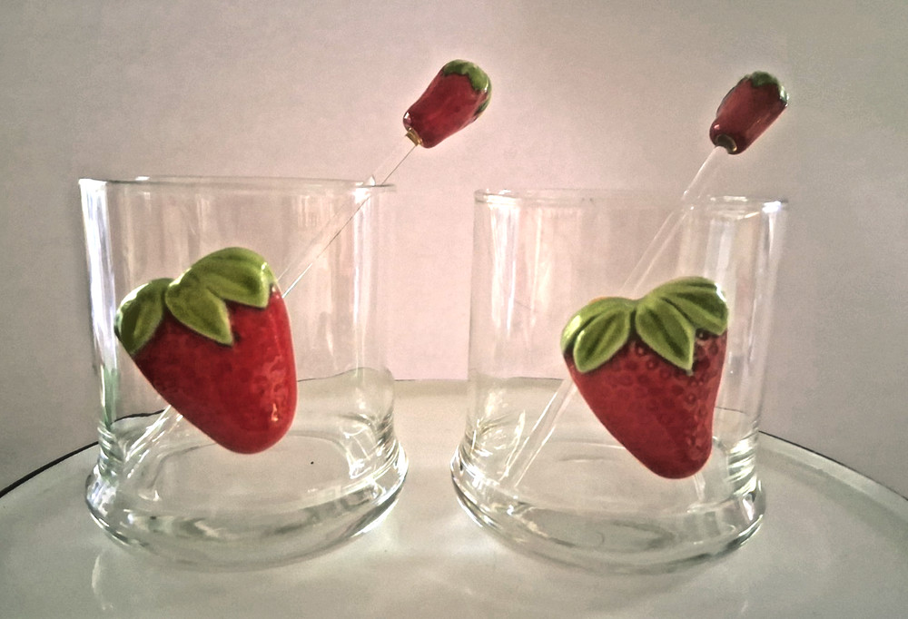 Strawberry Drinking Glasses w/ Acrylic Strawberry Topped Stirrers Set of 2