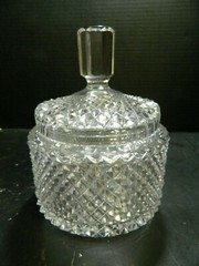 Vintage Crystal Diamond Hobnail Covered Biscuit Jar 8.43″ x 6″ x 6″ Excellent